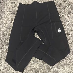 Black Performance Leggings with Stretchy Fit